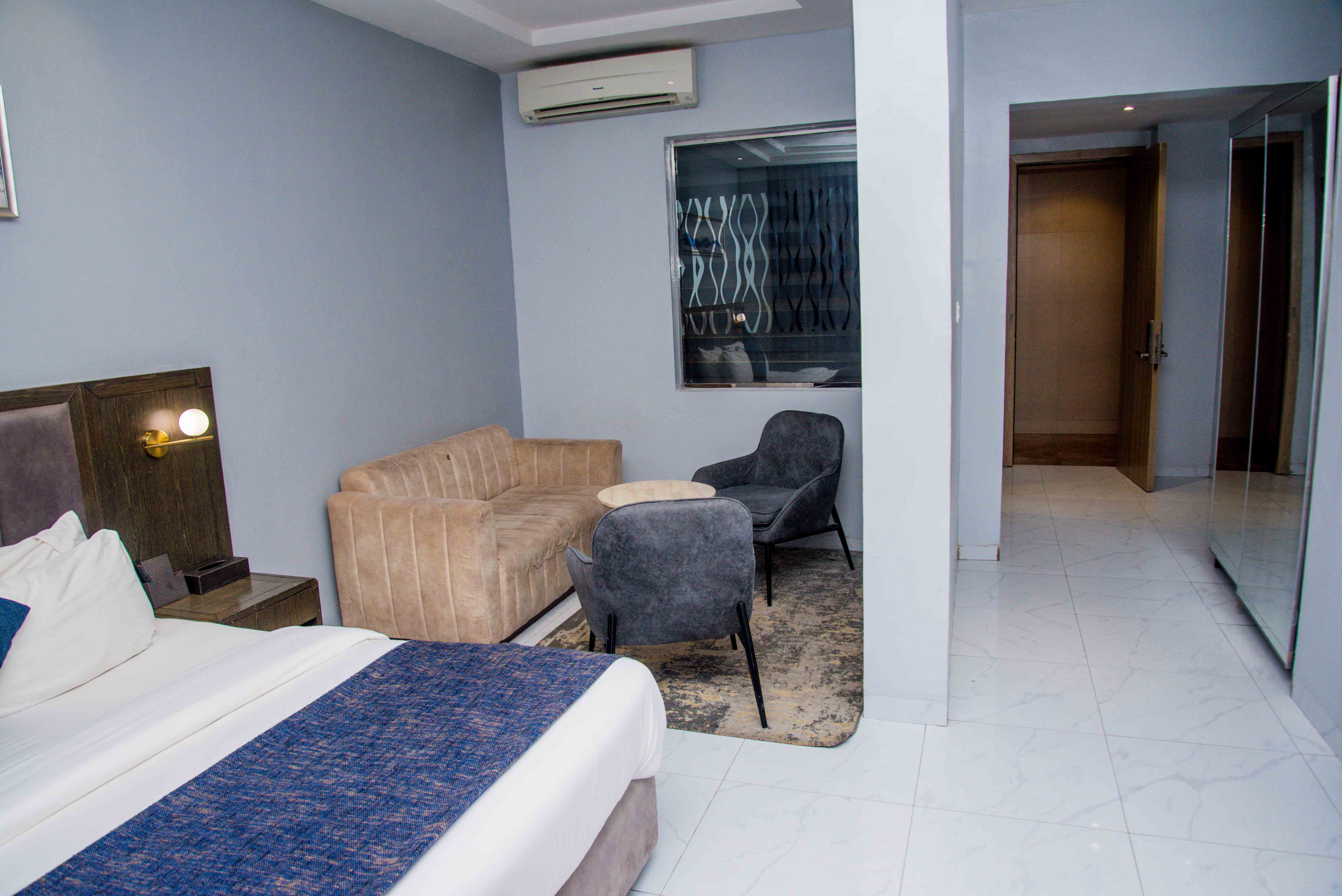 PERFECTO EXECUTIVE - Image 2